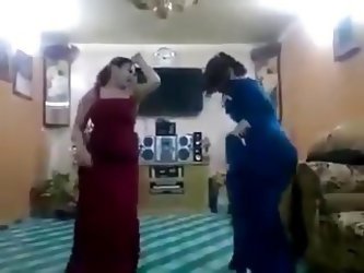 Iraqi Women Dance